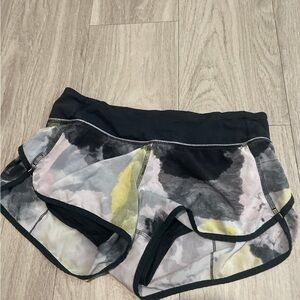 lululemon athletica Women's Black and Yellow Athletic Shorts